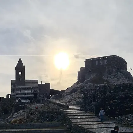 L'etoile A 500m Dalla Stazione * La Spezia